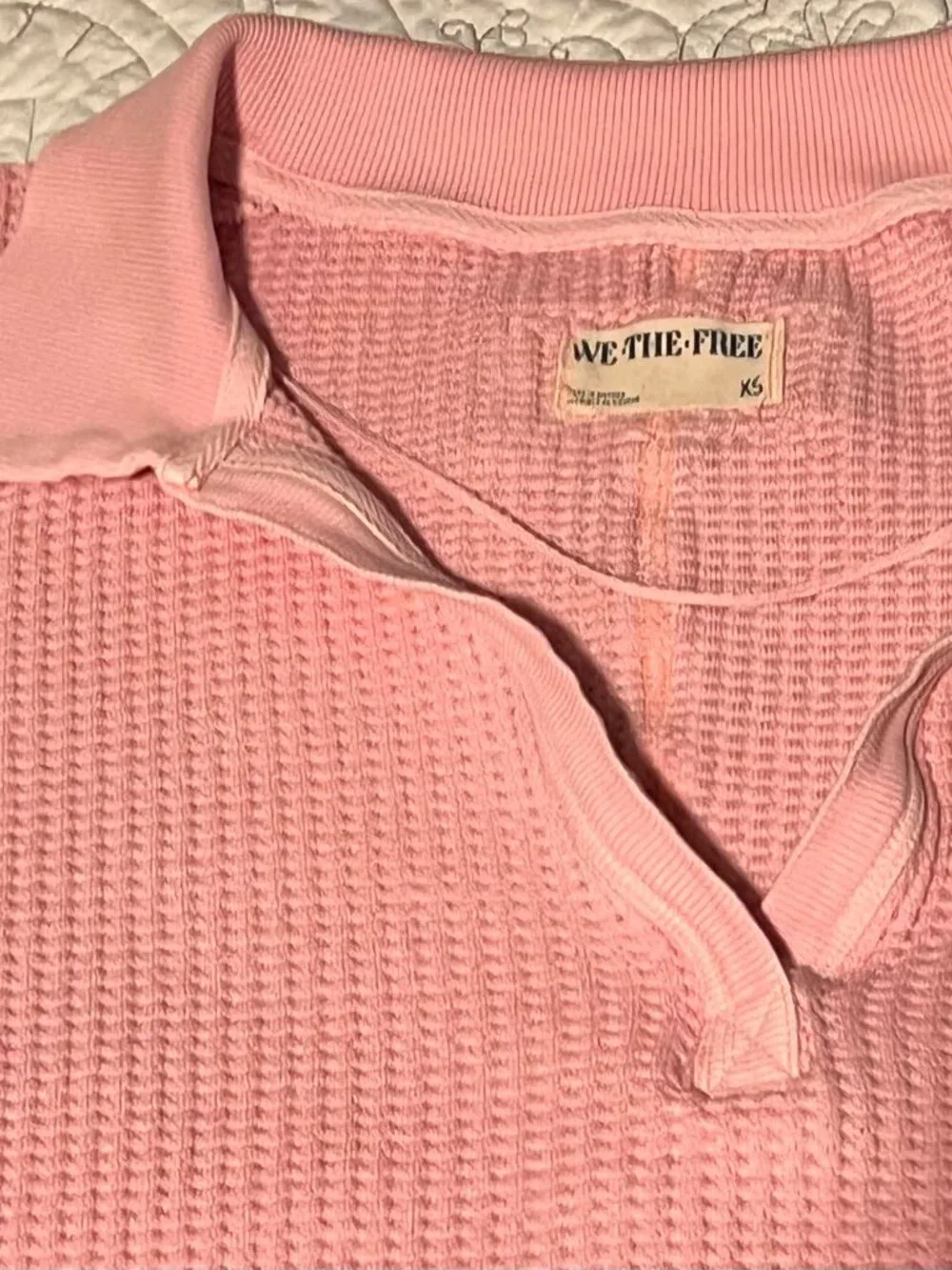 We The Free Top Slouchy Oversized Waffle Knit V-Neck Pink Dogwood Size XS